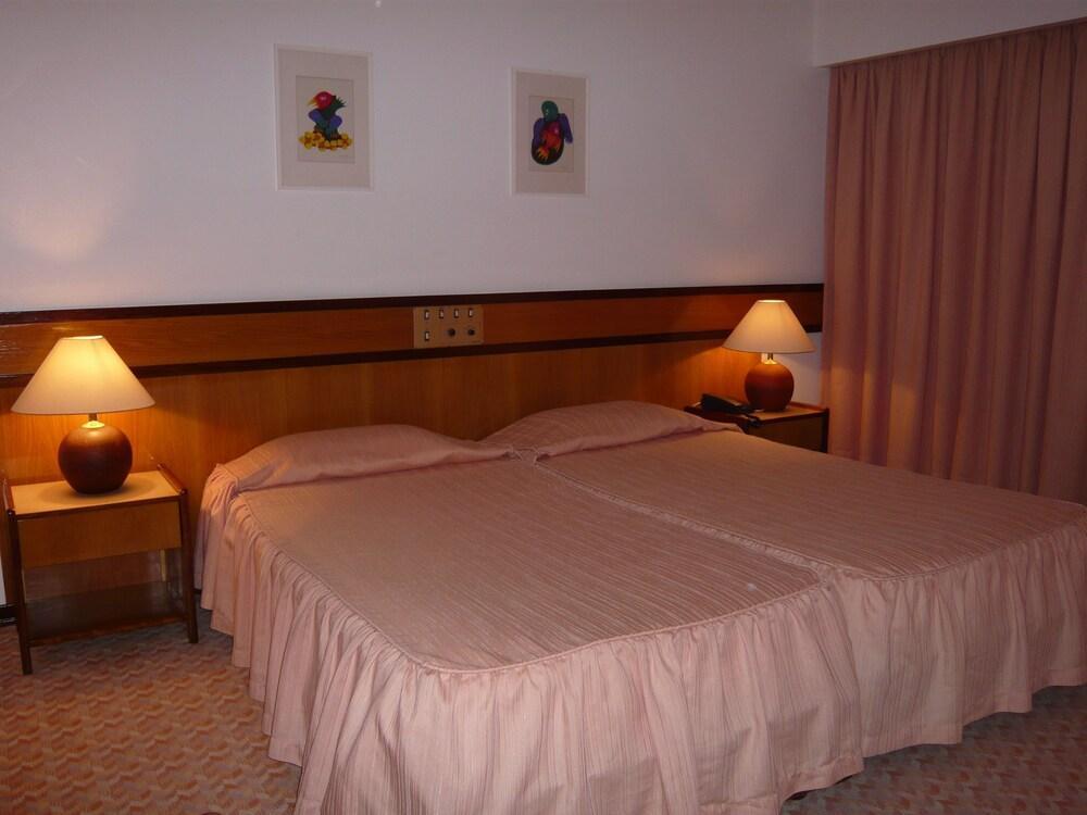 D. Afonso Hotel & Spa Монте-Реал Экстерьер фото